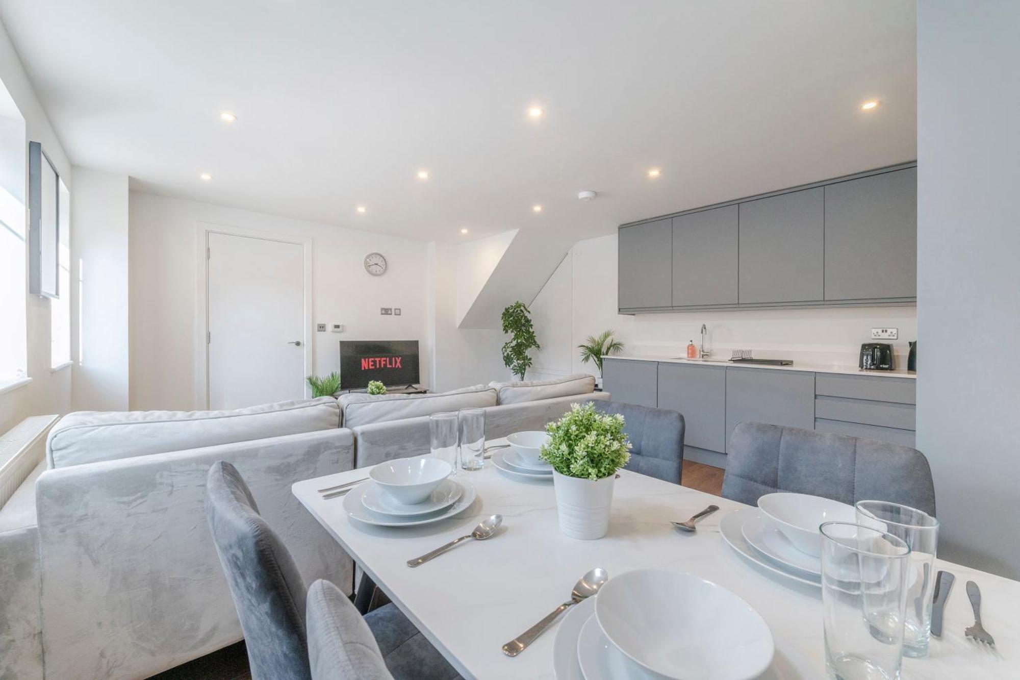 Modern London Home - 2 Bedrooms 2 Bath - Battersea, Vauxhall & Nine Elms Station Eksteriør billede